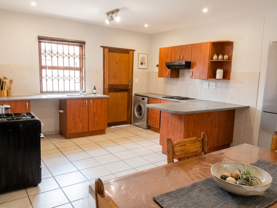 3 Bedroom Property for Sale in Waterval East North West